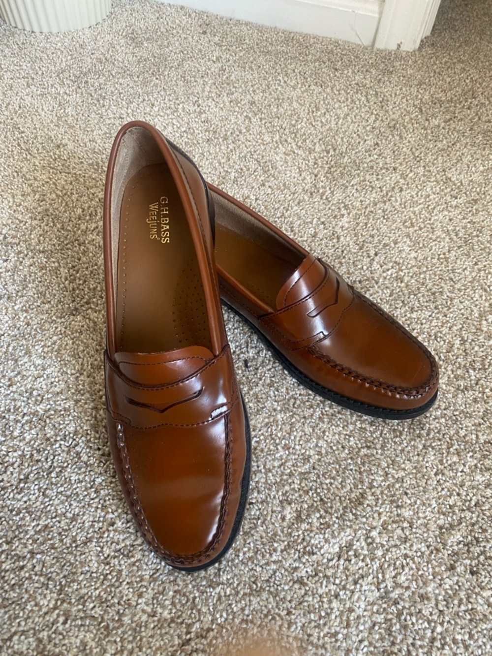 G.H. Bass & Co. Women’s Chestnut Brown Penny Loafers